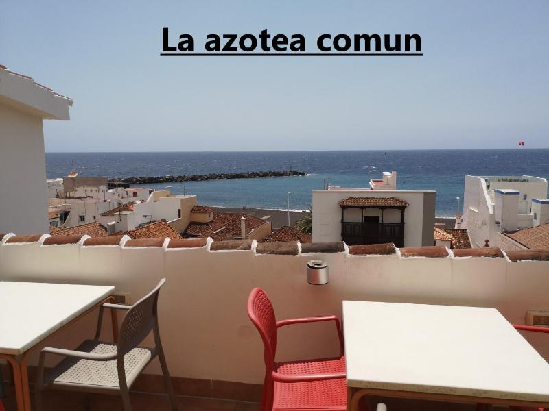 Basic Apartment with Courtyard View image 1