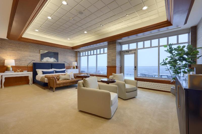 Suite with Terrace image 3