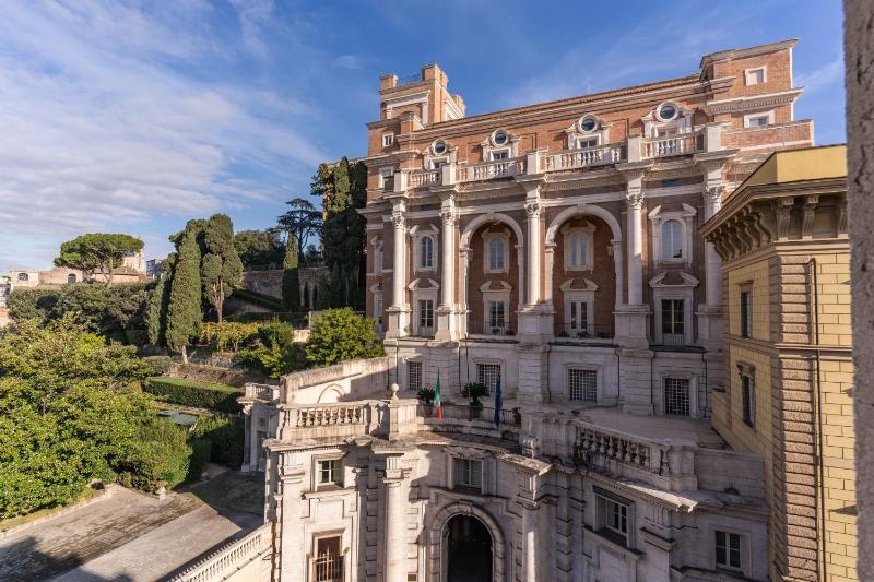 Penthouse Apartment image 1