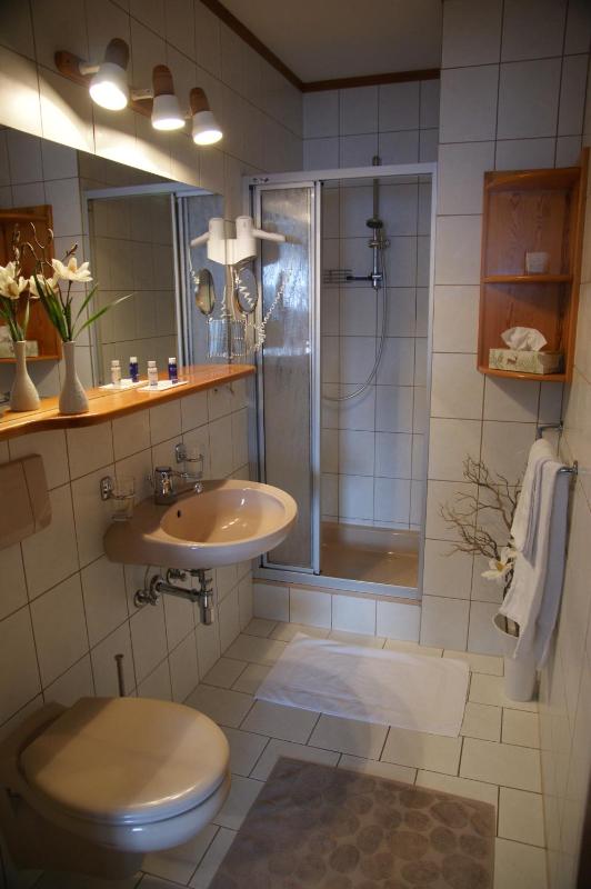 Double Room with Balcony image 4