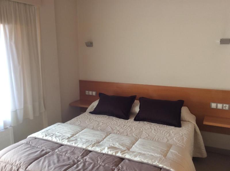 Double Room image 3