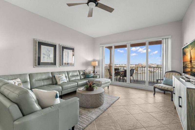 603 Harborview Grande - image 26