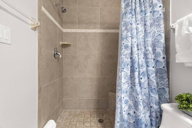 603 Harborview Grande - image 23