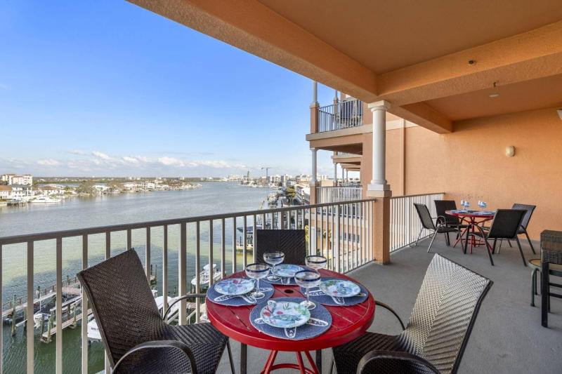 603 Harborview Grande - image 31