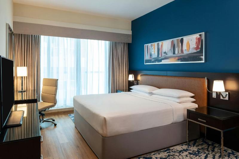 Two Bedroom Suite with balcony - Complimentary shuttle service to Dubai Mall and Kite Beach image 3