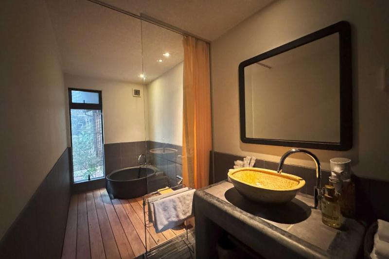 Shirafuji-an Modern Private Machiya in Central Kyoto - image 14