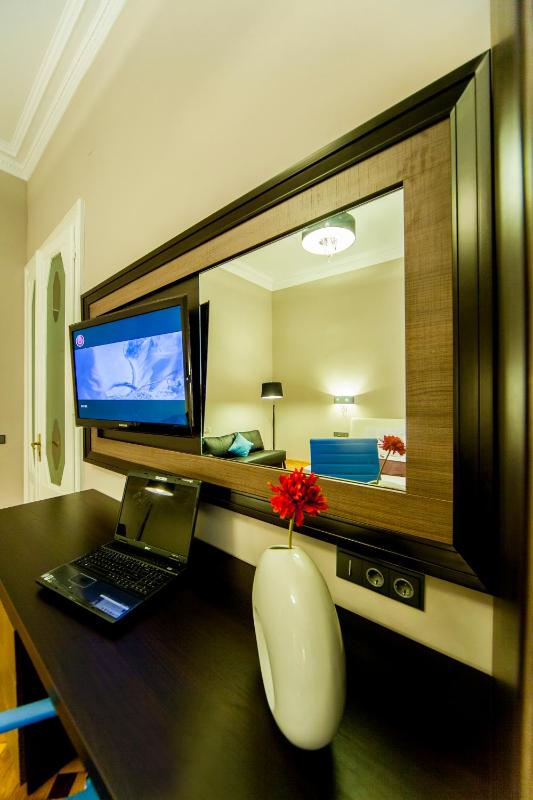 Two-Bedroom Apartment image 2