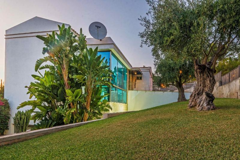 Villa Rockstar Alcudia - by EMERALD STAY - image 15