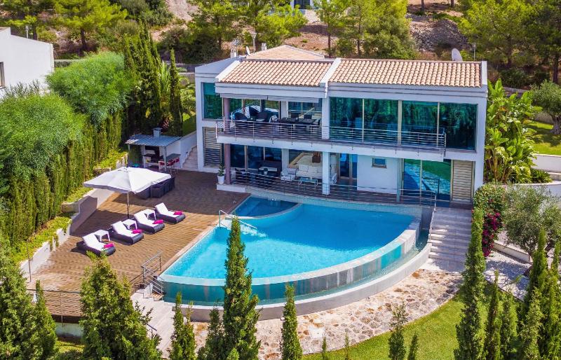 Villa Rockstar Alcudia - by EMERALD STAY - image 2