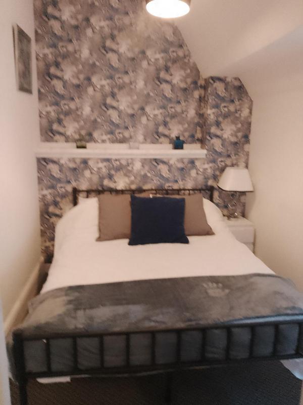 Budget Double Room image 3