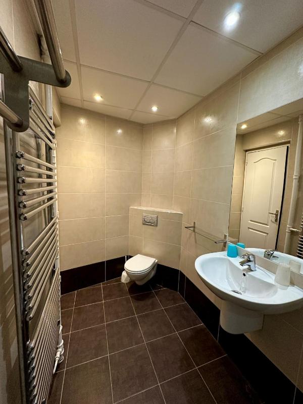Quadruple Room image 1