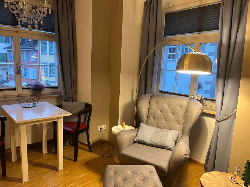 Studio Apartment image 4