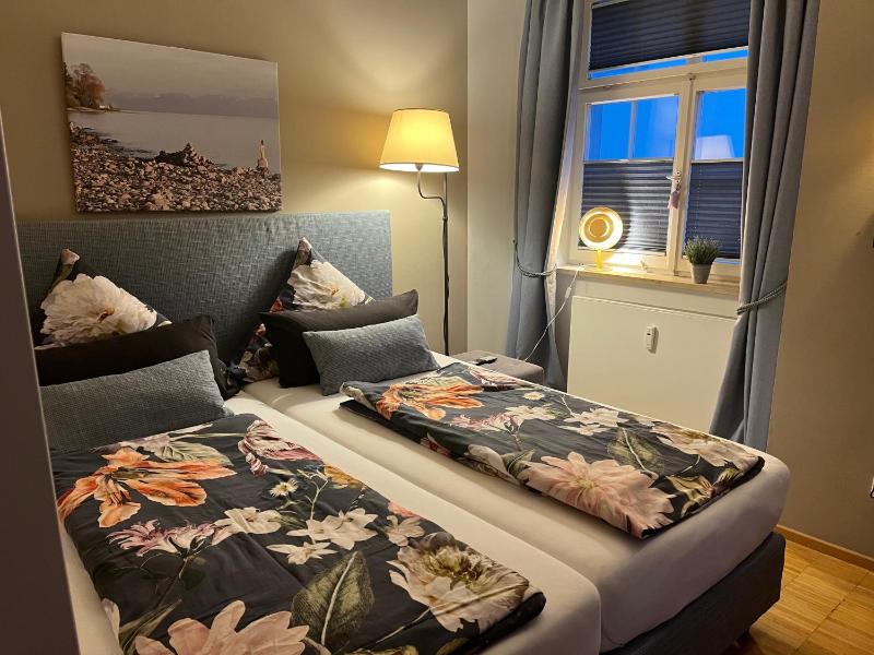 Studio Apartment image 2