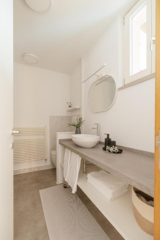 Apartment with Terrace image 4