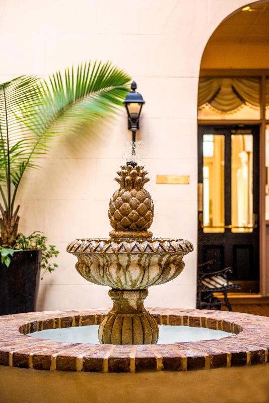 Kings Courtyard Inn - image 16