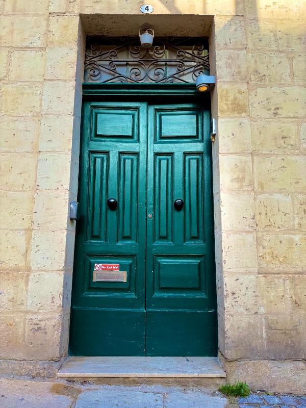 St Elias Apartment - image 8