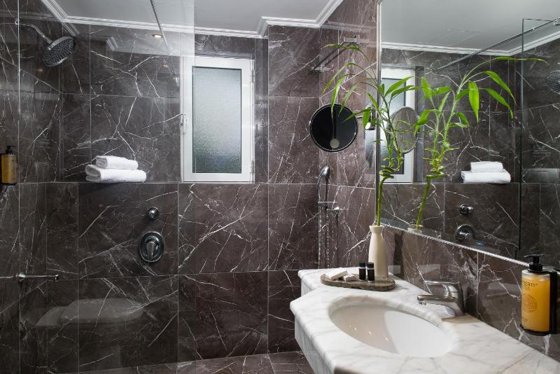 Junior Suite image 4