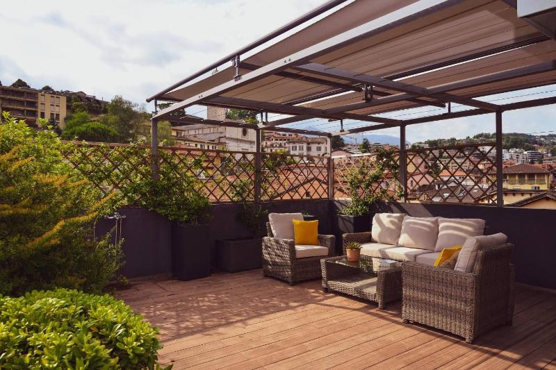 Luxury Nassa Penthouse with Private Terrace in Lugano - image 9