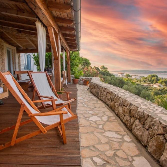 Villa with Sea View image 4