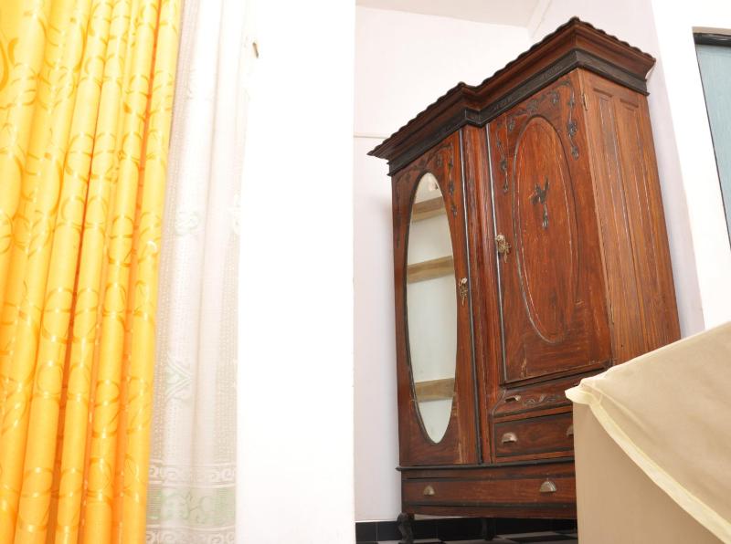Marshal Beach Guesthouse - image 22