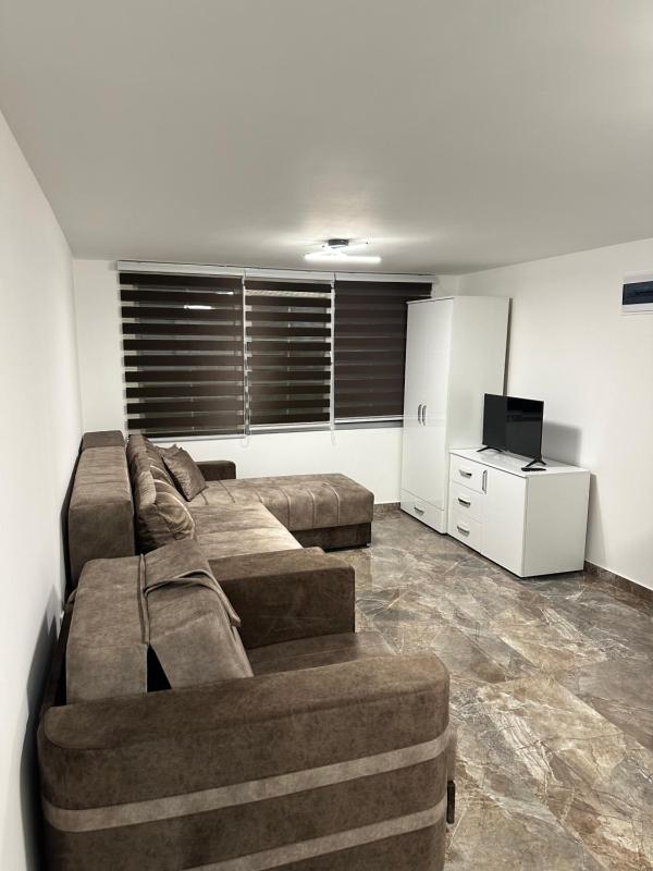 Studio Ivana 3 - image 10