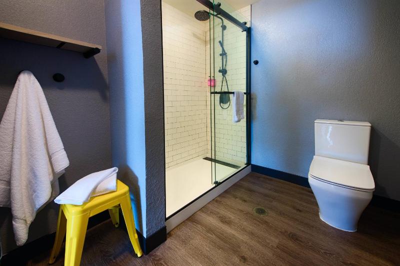 Moxy New Orleans Downtown/French Quarter Area - image 16