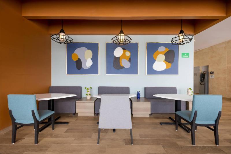 Residence Inn by Marriott Merida - image 2