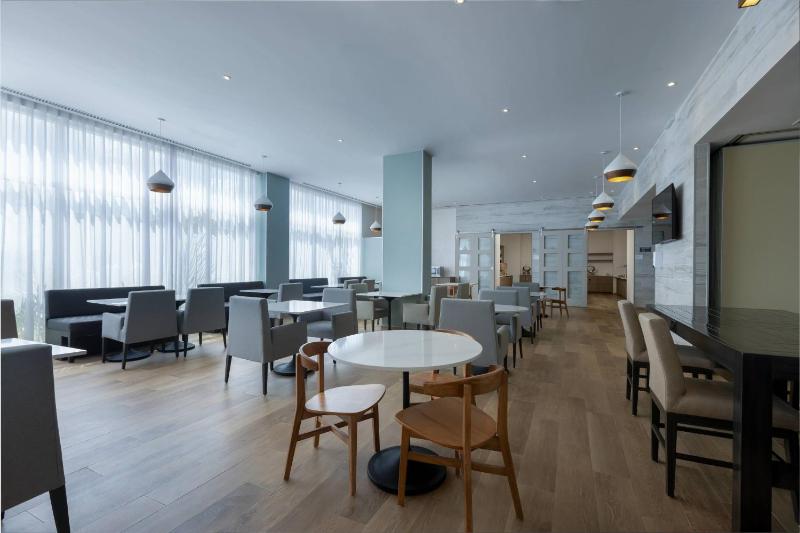 Residence Inn by Marriott Merida - image 13