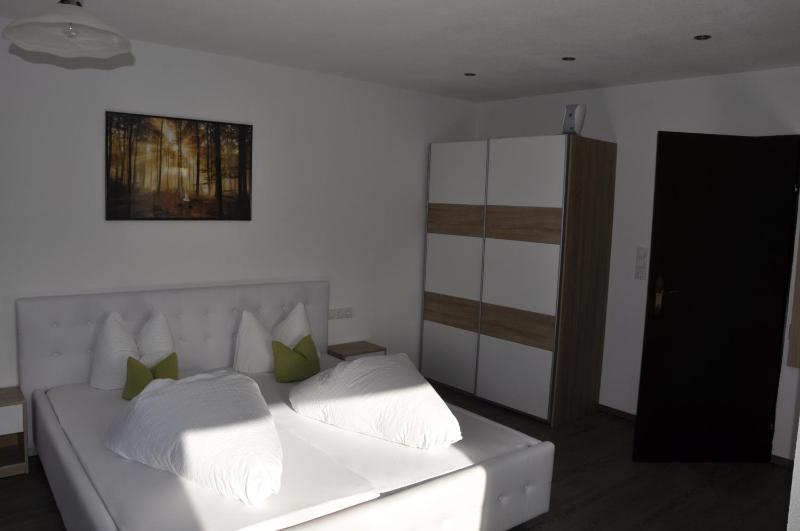 Superior Double Room with Mountain View image 3