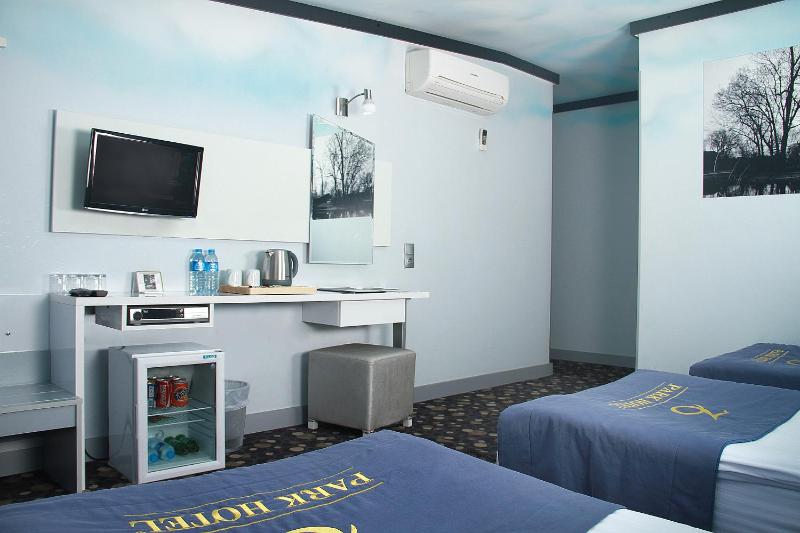 Triple Room image 2
