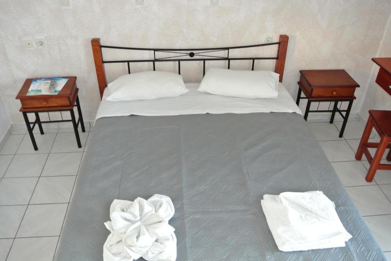 Double Room with Mountain View image 4