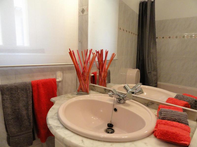 Three-Bedroom Apartment image 3