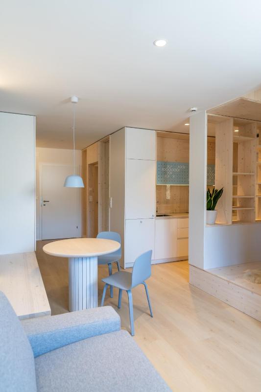 Studio Apartment image 3