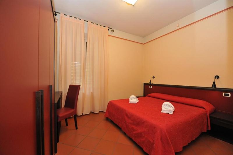 Double or Twin Room image 1