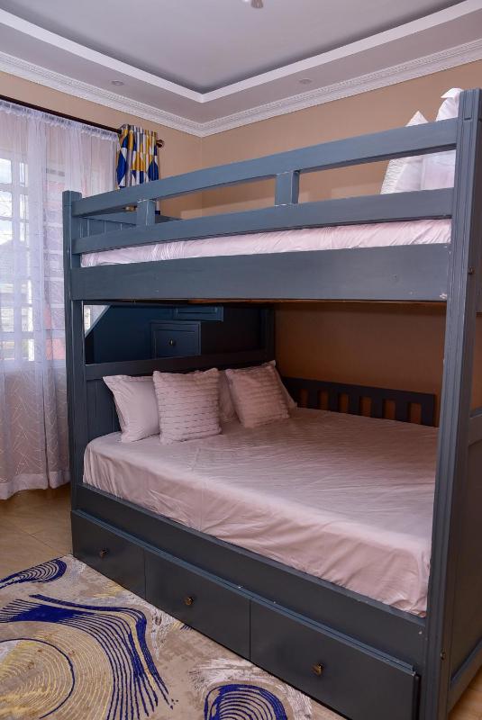 Barnabas Nakuru Comfy Homestays - image 13