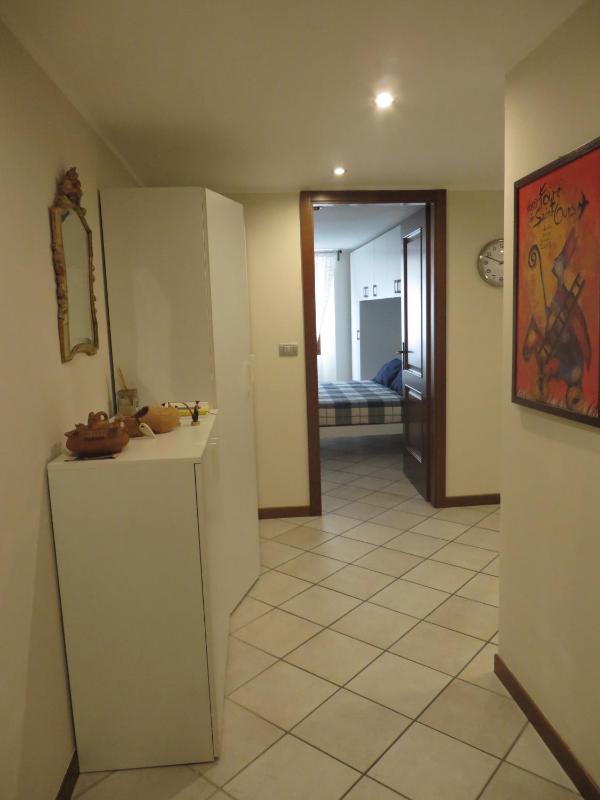 One-Bedroom Apartment image 3