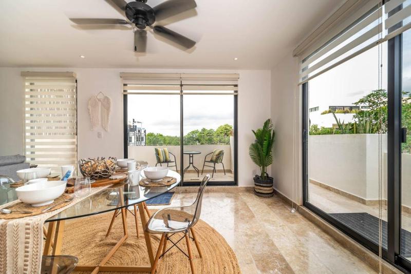 Lux 2 BD Suite with Private Plunge Pool and Balcony - image 29