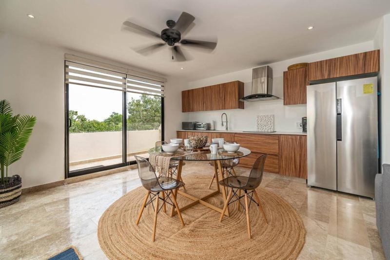 Lux 2 BD Suite with Private Plunge Pool and Balcony - image 14