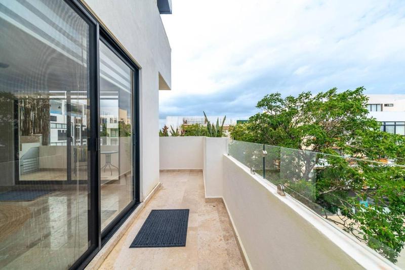 Lux 2 BD Suite with Private Plunge Pool and Balcony - image 48
