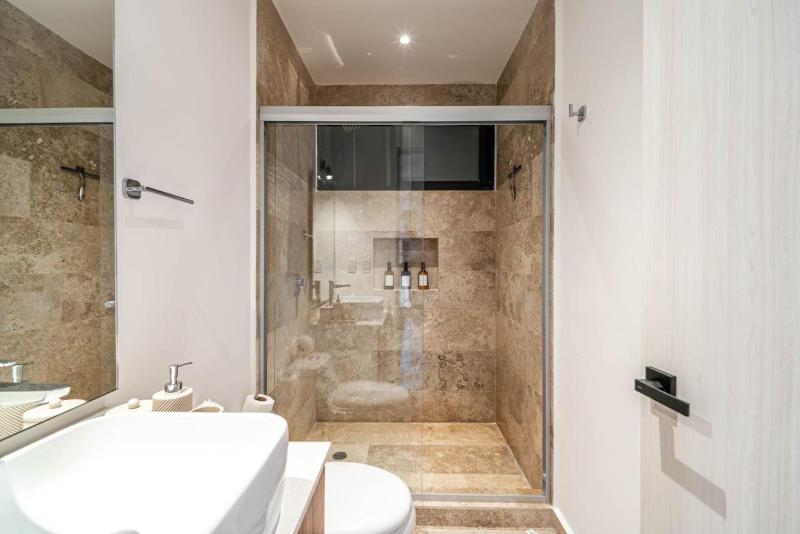 Lux 2 BD Suite with Private Plunge Pool and Balcony - image 28