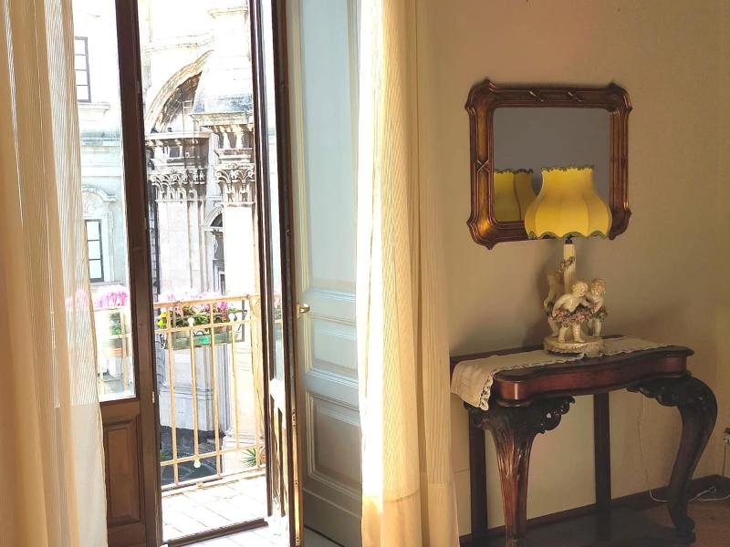 Suite with City View image 3