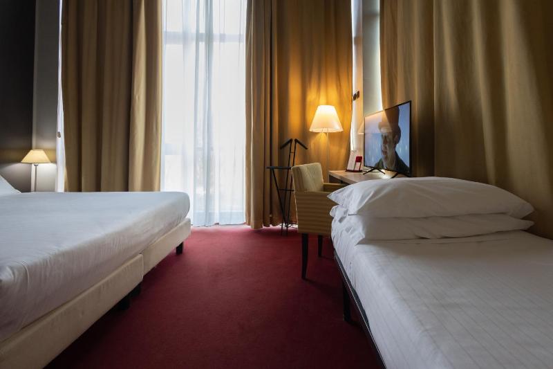 Triple Room image 3