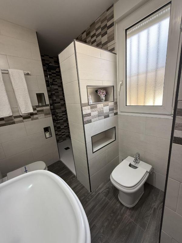 Double Room with Terrace image 2