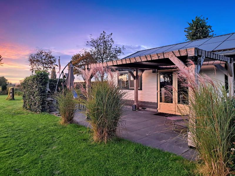 Two-Bedroom Chalet image 3