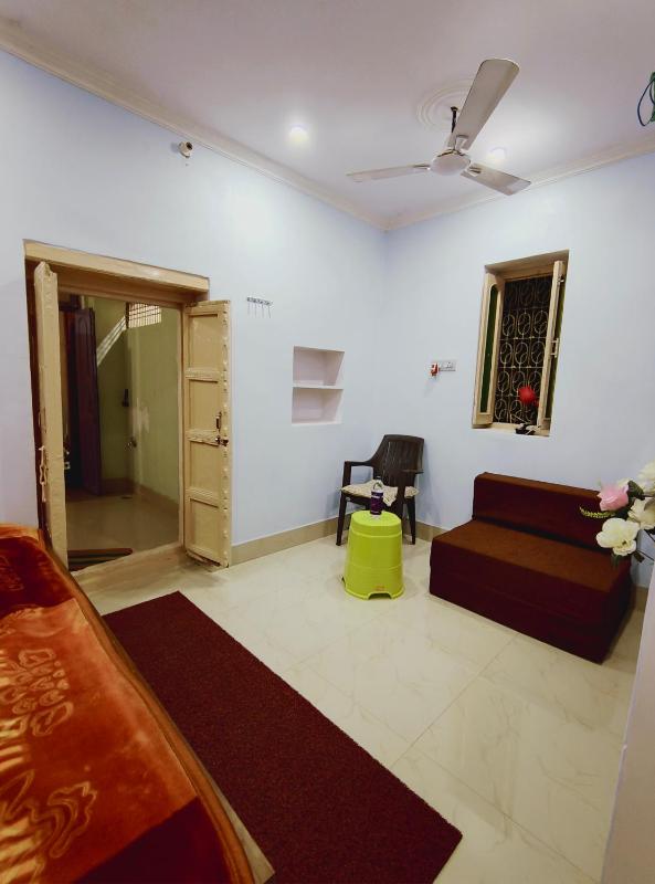 A ShivAngan Heritage Home Stay Near Ghat - image 5