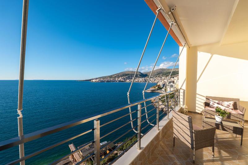 Apartment with Sea View image 4