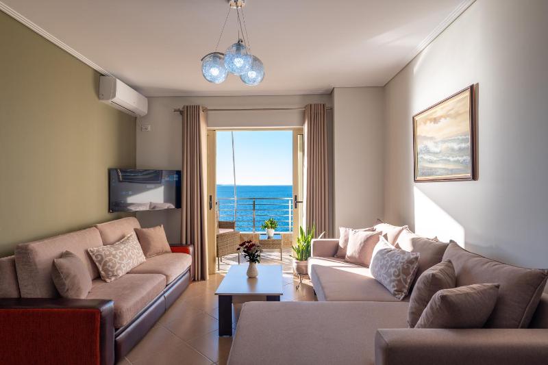 Apartment with Sea View image 1