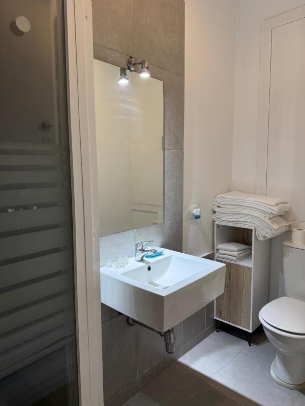 Two-Bedroom Apartment - Argote de Molina, 23 image 1