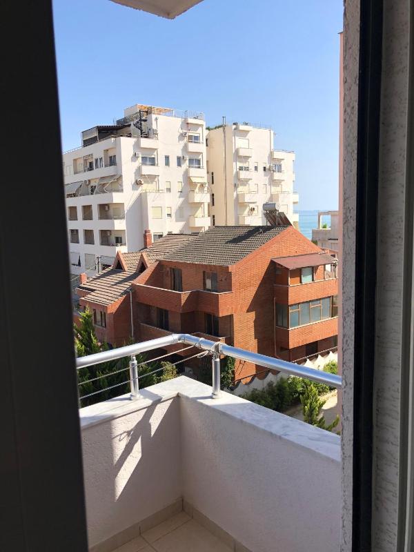 Holiday Apartments - image 11