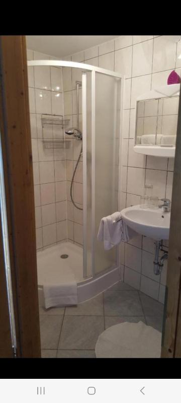 Double Room with Private Bathroom image 4